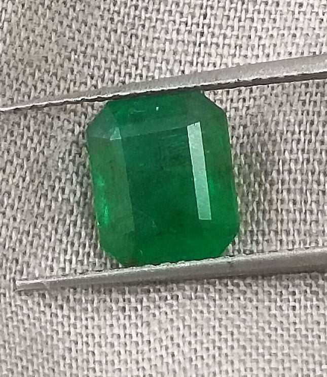 Certified 2.09ct Zambian Natural Emerald.