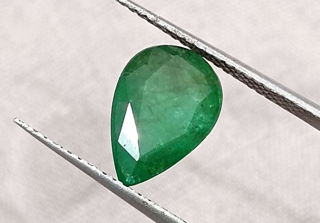 2.31ct GSI Certified Deep Green Zambian Emerald Minor Oiled Loose Gemstone