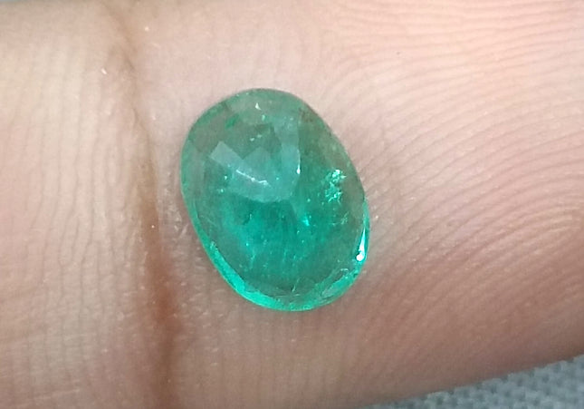 GSI USA Certified 1.31ct Medium Light Shamrock Green Zambian Emerald Minor Oiled Loose Gemstone