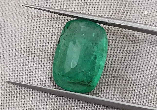 4.87ct Natural Zambian Emerald, Cushion Cut Minor Oiled Natural Gemstone.