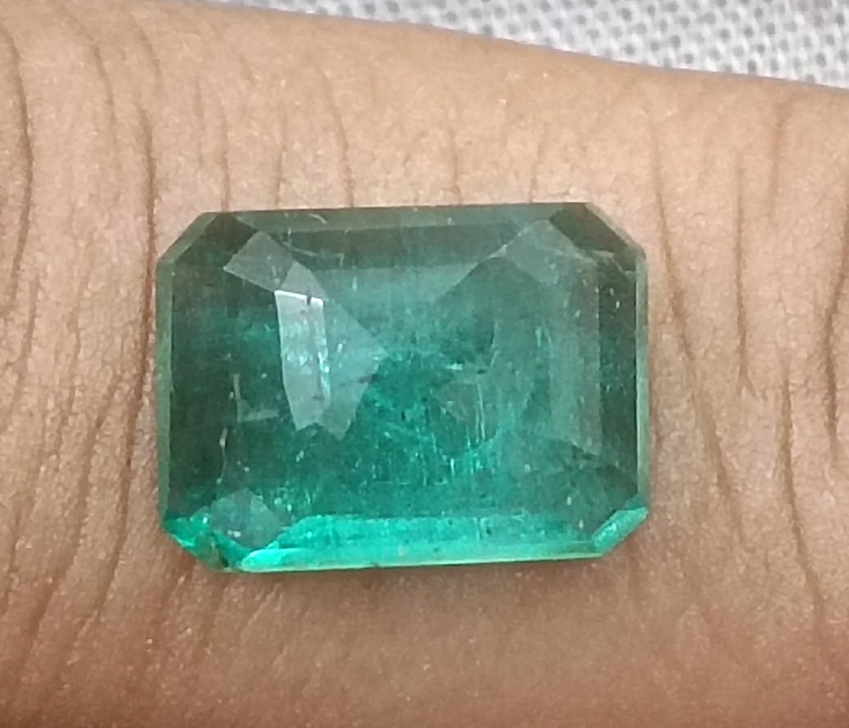 GSI Certified 3.14ct Zambian Emerald, 100% Natural Gemstone - SMSGEMS 