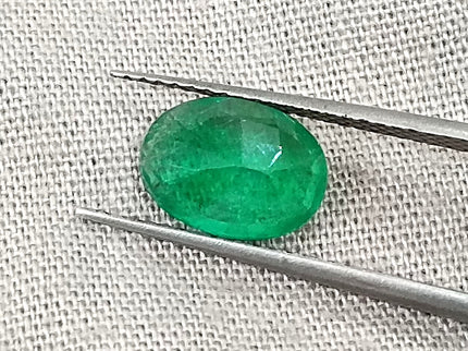 Zambian Emerald 1.38ct Deep Golden Green Oval Cut Loose Gemstone