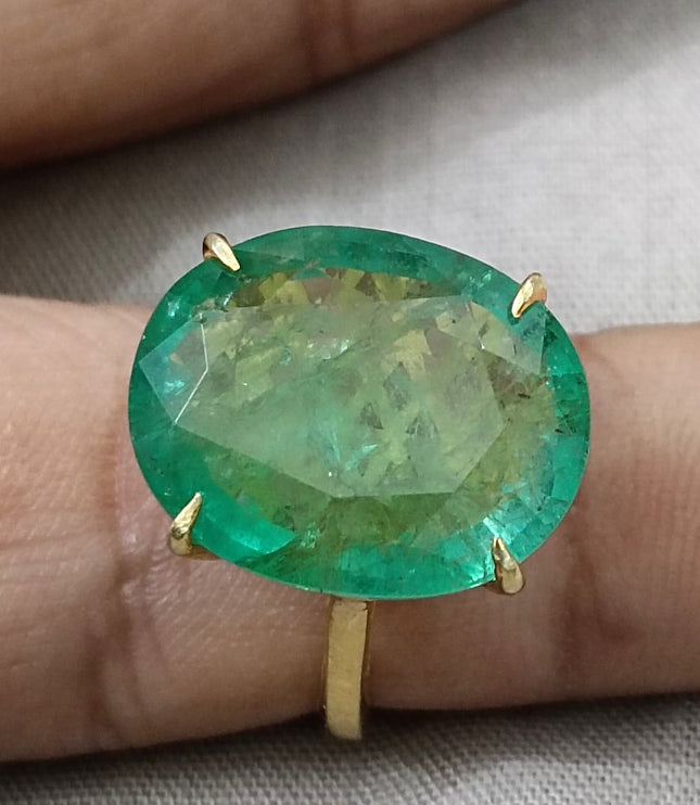 Natural Panjshir Emerald 13.36ct IGI Certified Medium Green Oval Cut Big Size Loose Stone