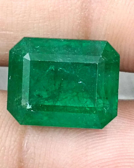11.92ct Vivid Deep Green Swat Emerald Minor Oiled Loose Gemstone