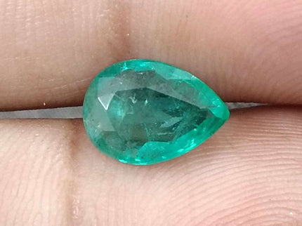 Certified 2.10ct Natural Zambian Emerald