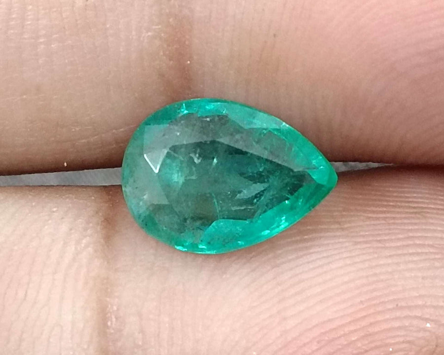 Certified 2.10ct Natural Zambian Emerald