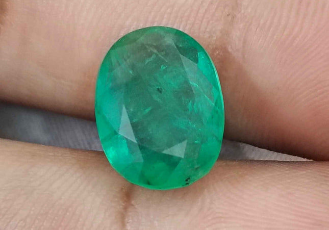 Big 7.48ct Panjshir Emerald, Medium Spring Green Oval Cut Natural Minor Oiled Loose Gemstone