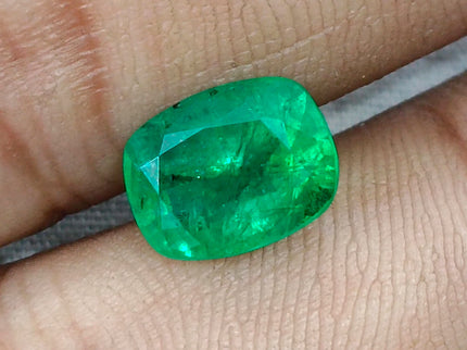 3.16ct Swat Emerald, Certified Natural Vivid Green Stone