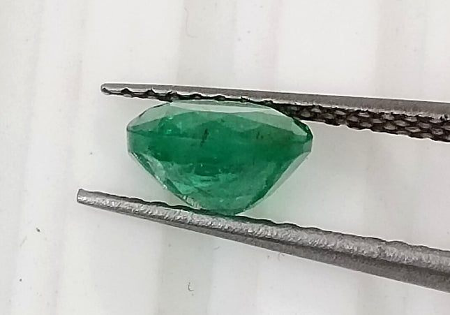 0.88ct Round Cut Natural Zambian Emerald