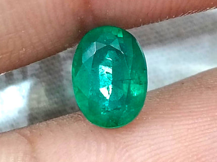 1.98ct Medium Vivid Green Natural Emerald Zambia Oval Cut Loose Gemstone