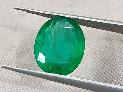Zambian Emerald 2.68ct Vivid Green Certified Natural Oval Cut Loose Stone