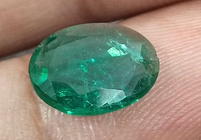 GSI Certified 2.19ct Medium Deep Green Emerald, Natural Gemstone