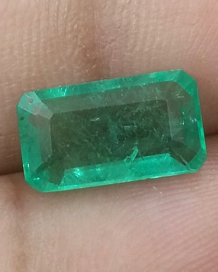 2.74ct GSI Certified Medium Green Zambian Emerald Minor Oiled Loose Gemstone