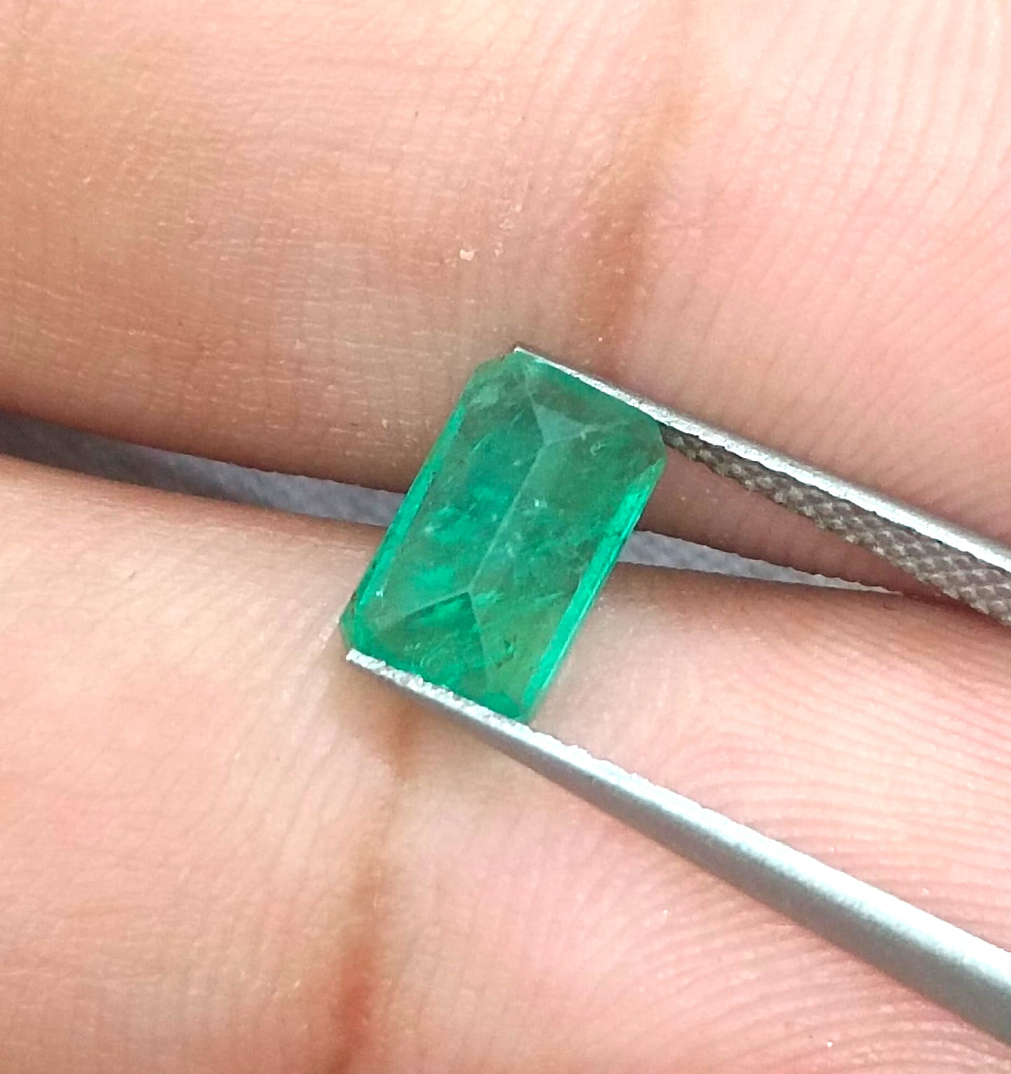 1.50ct Colombian Emerald, 100% Natural Earth Mined Gemstone