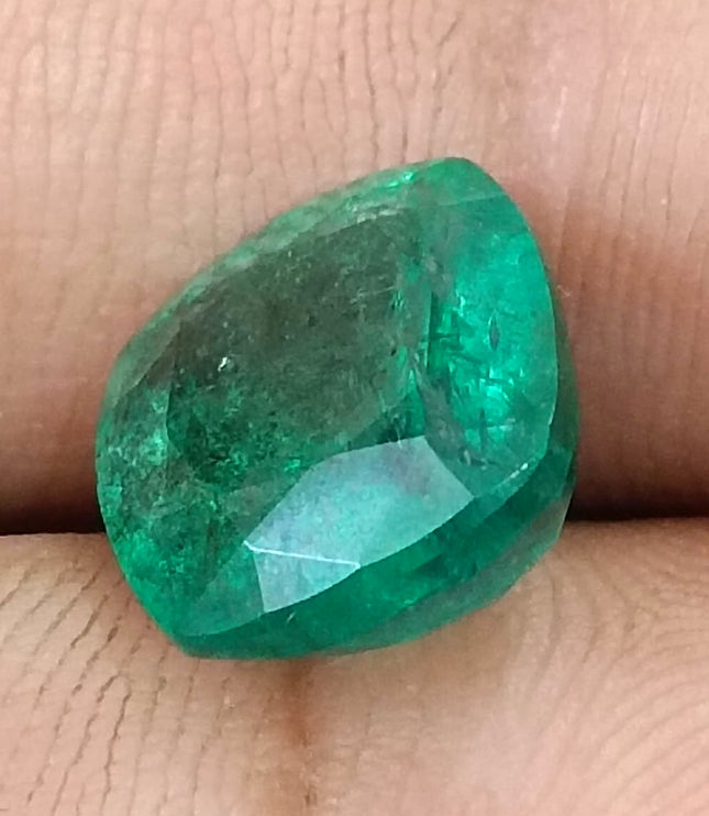 Zambian Emerald 5.50ct Natural Cushion Cut loose Gemstone