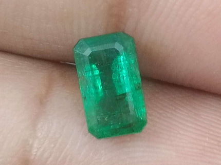Panjshir Emerald 1.68ct Certified Deep Golden Green Natural Stone