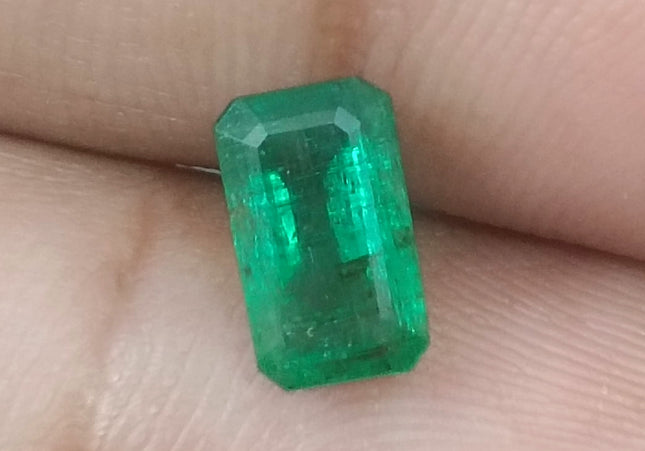 GSI Certified 1.68ct Deep Golden Green Natural Panjshir Emerald Minor Oiled Loose Gemstone