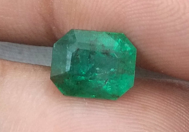 2.36ct GSI Certified Deep Green Zambian Emerald Earth Mined Loose Gemstone
