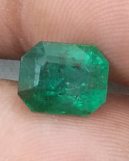 2.36ct GSI Certified Deep Green Zambian Emerald Earth Mined Loose Gemstone