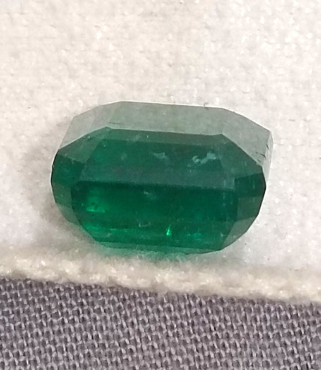 7.62ct Deep Vivid Green Zambian Emerald, Natural Gemstone