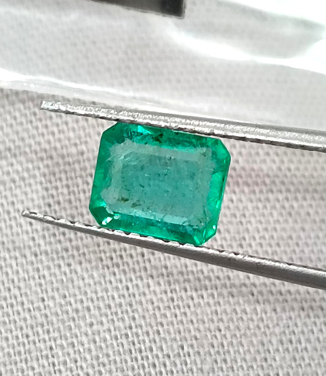 Certified 1.15ct Natural Zambian Emerald Stone.