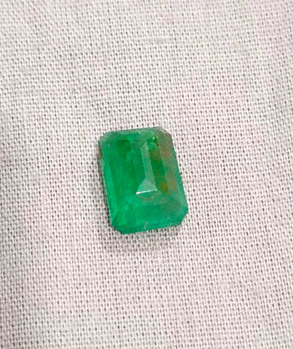 4.63ct IGI Certified Deep Green Swat Emerald, 100% Natural Gem