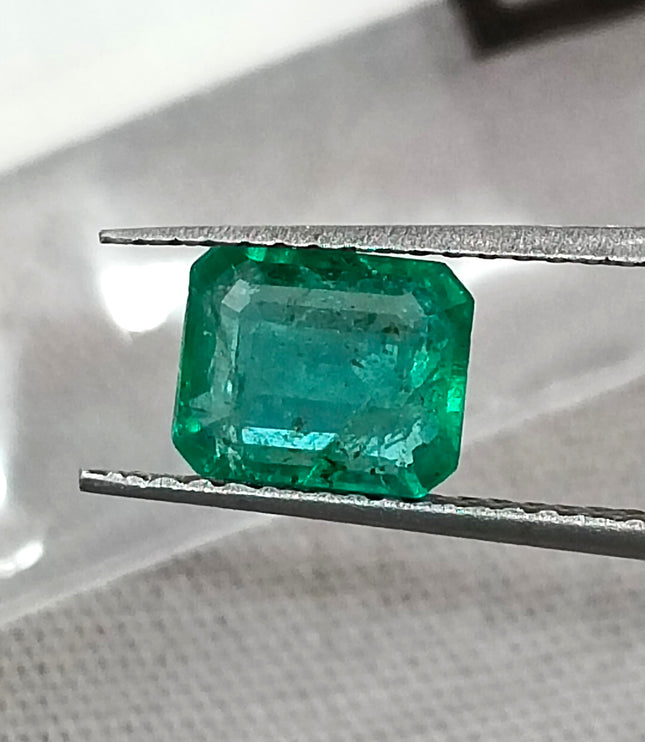 Certified 1.15ct Natural Zambian Emerald Stone.