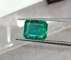 Certified 1.15ct Natural Zambian Emerald Stone.