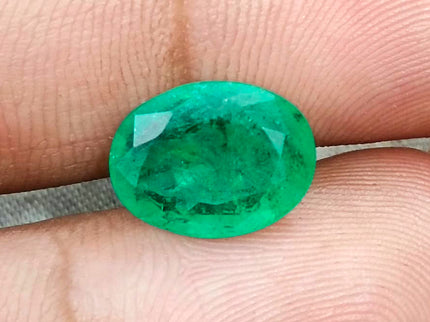 4.33ct Natural Emerald Medium Spring Green SGL Certified Oval Cut Gemstone