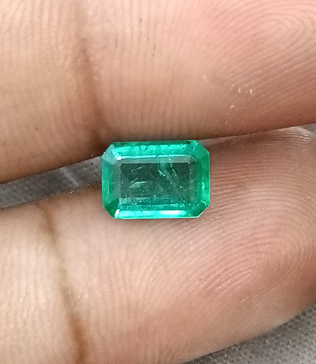 1.47ct Emerald Natural Pastel Green Octagon Cut Minor Oiled Loose Gemstone