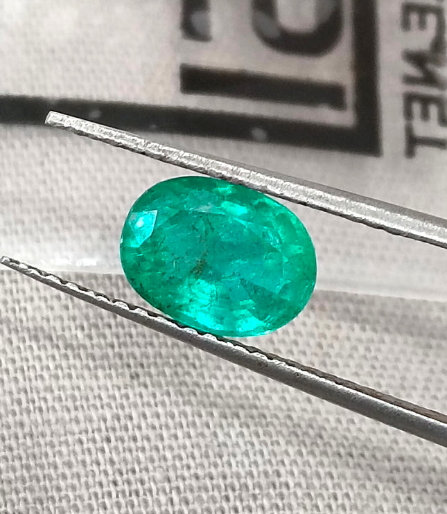 1.31ct Certified Natural Zambian Emerald Shamrock Green Oval Cut Loose Gemstone