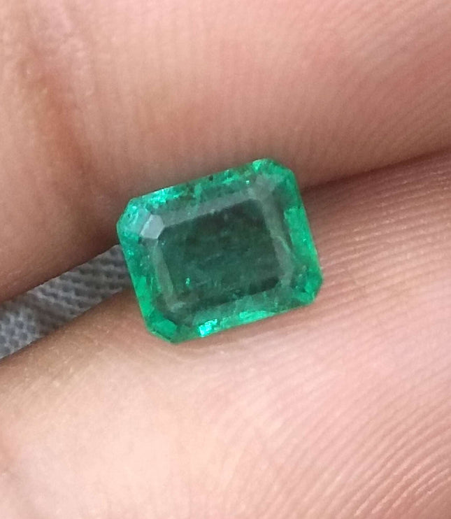 Certified 1.15ct Natural Zambian Emerald Stone.