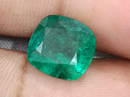 5.39ct Natural Emerald GSI Certified Deep Green Zambian Cushion Cut loose Gemstone