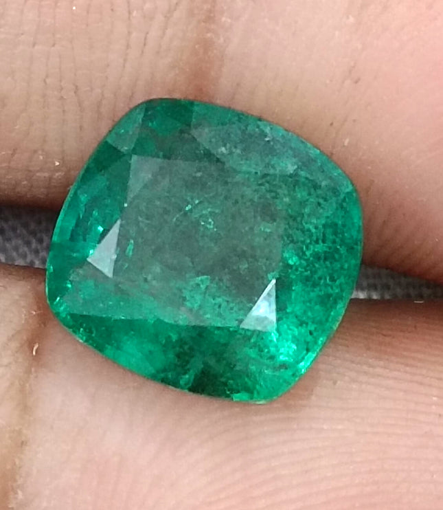 Zambian Emerald 5.50ct Natural Cushion Cut loose Gemstone