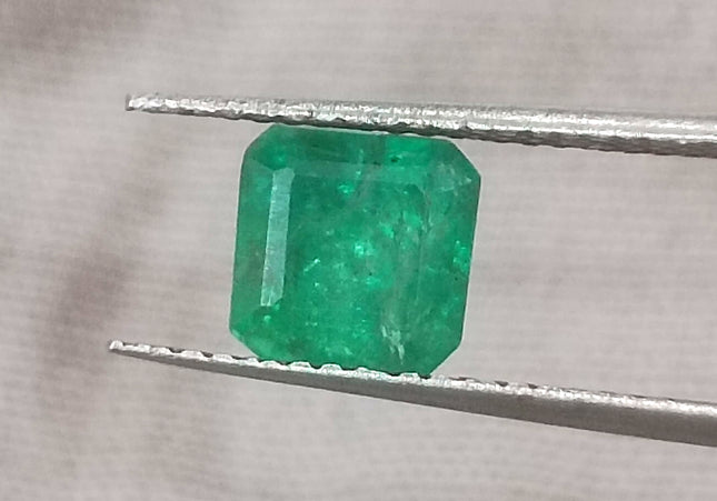 1.46ct GSI Certified Vivid Green Zambian Emerald Minor Oiled Loose Gemstone