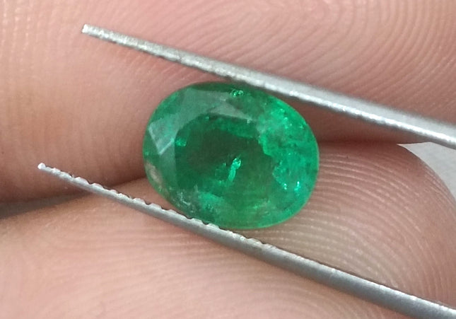 GSI Certified Vivid medium deep Green Swat Emerald Minor Oiled Loose Gemstone