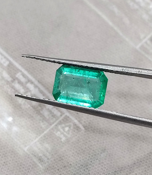 1.47ct Emerald Natural Pastel Green Octagon Cut Minor Oiled Loose Gemstone