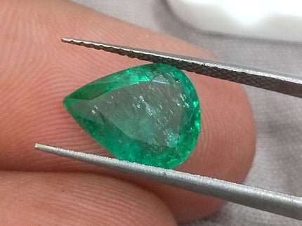 Certified 2.65ct Natural Zambian Emerald, Deep Pure Green Stone.