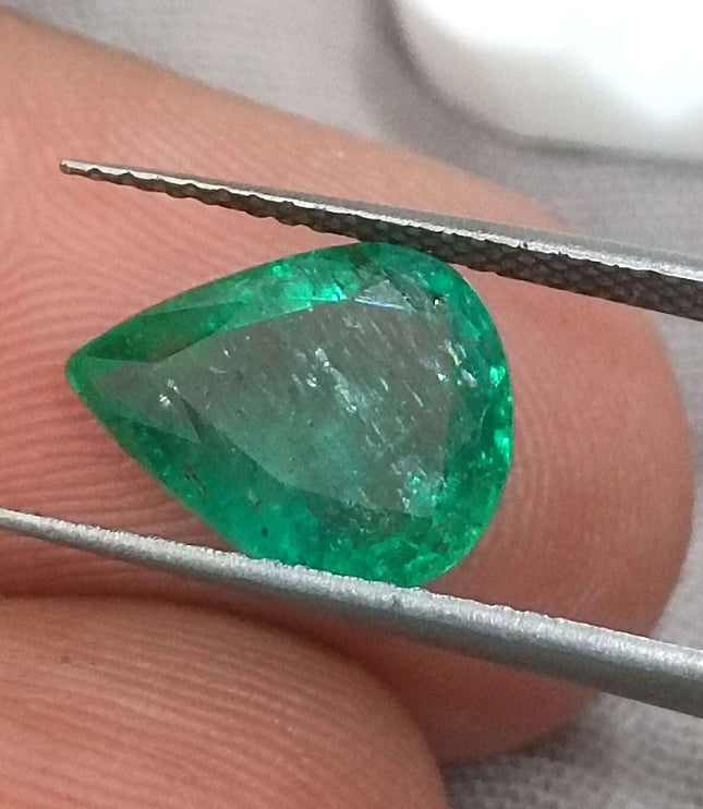 Certified 2.65ct Natural Zambian Emerald, Deep Pure Green Stone.