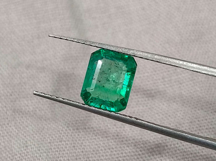 Zambian Emerald 1.70ct Natural Certified Glass Green  Minor Oiled Loose Gemstone