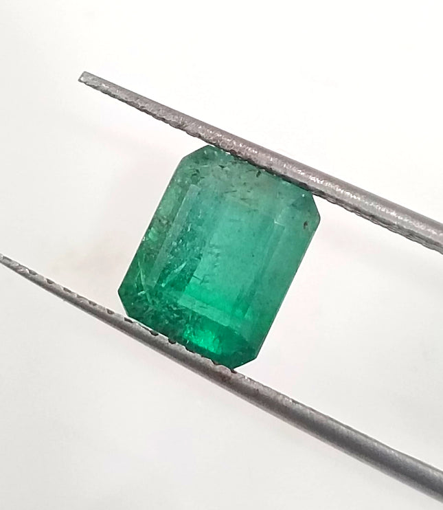 GSI Certified 2.42ct Medium Green Zambian Emerald, Natural Gemstone