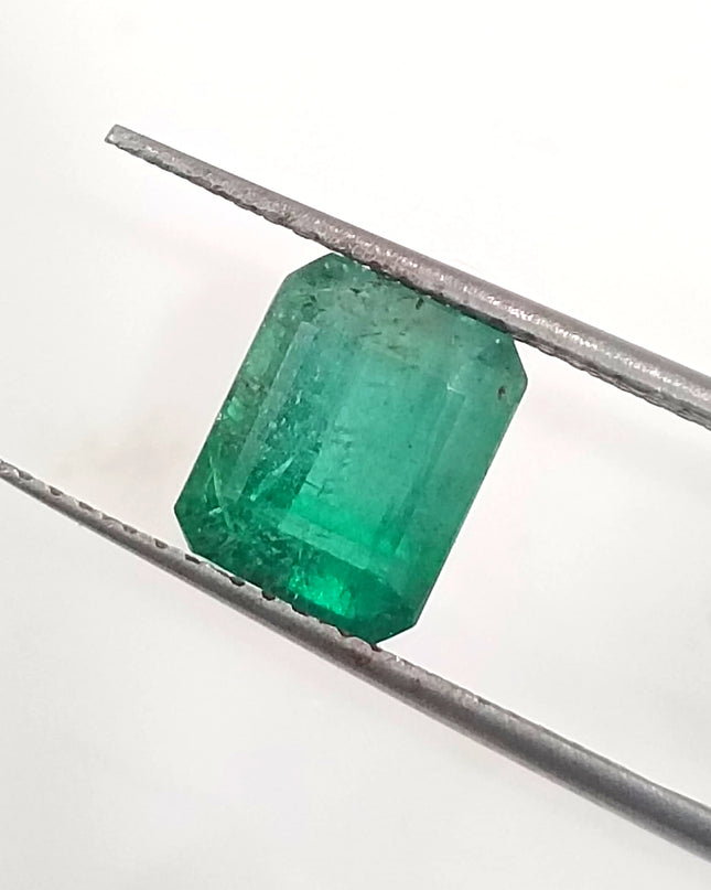 GSI Certified 2.42ct Medium Green Zambian Emerald, Natural Gemstone