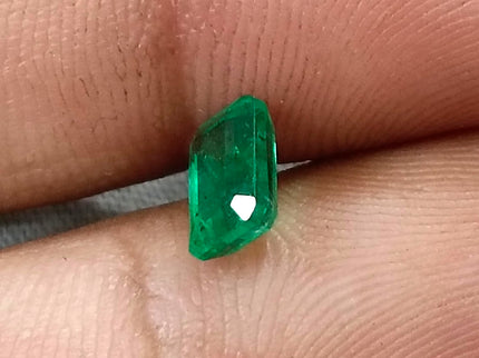 Vivid Green Zambian Emerald 0.98ct Natural Certified Octagon Cut Loose Gemstone