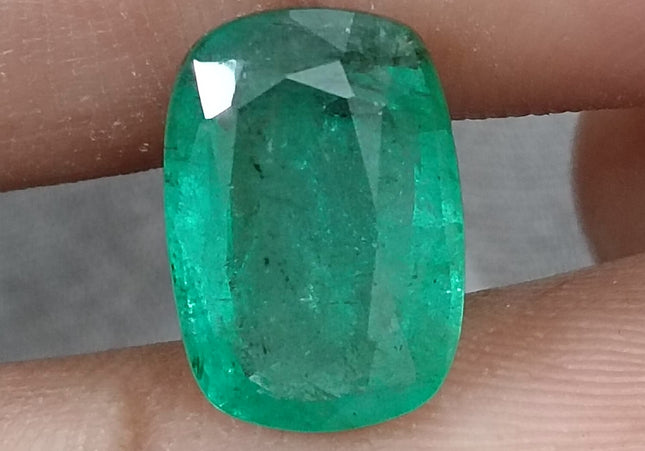 4.87ct Natural Zambian Emerald, Cushion Cut Minor Oiled Natural Gemstone.