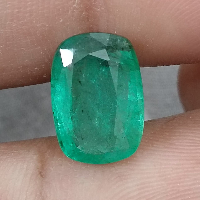 4.87ct Natural Zambian Emerald, Cushion Cut Minor Oiled Natural Gemstone.