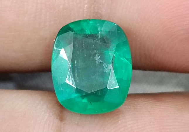 Big 6.28ct Zambian Emerald, Medium Deep Green Minor Oiled Natural Loose Gemstone