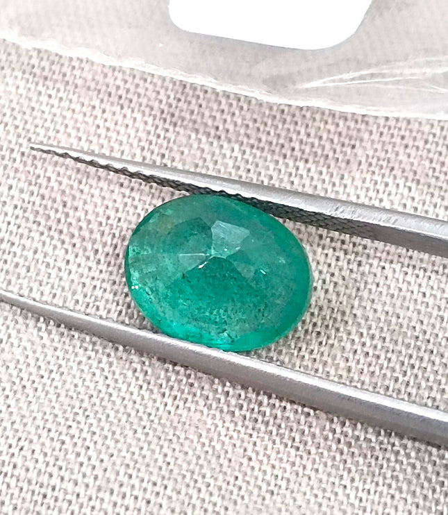 1.87ct Natural Emerald Medium Green Oval Cut SGL Certified Minor oil Gemstonr