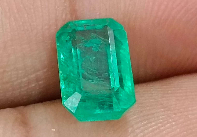 GSI Certified 2.18ct Medium Light Green Panjshir Emerald Minor Oiled Loose Gemstone