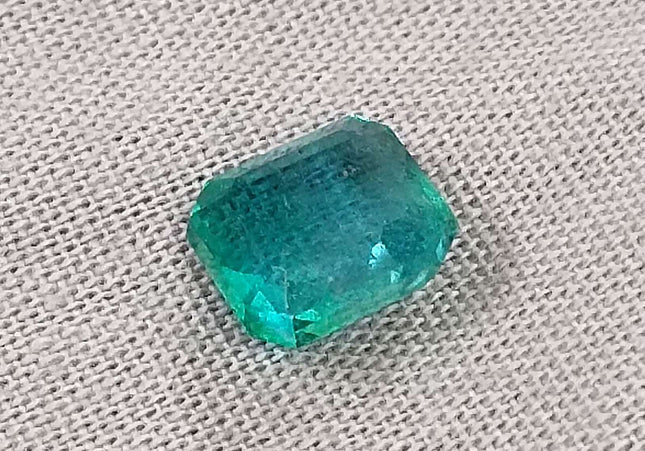 2.09ct Medium deep green Zambian emerald natural minor oiled loose gemstone.