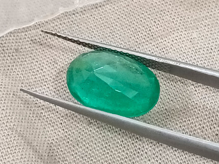 3.41ct Natural Emerald Medium Spring Green Zambian Oval Gemstone